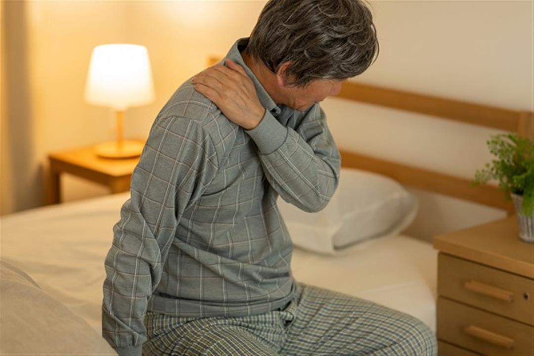 التجمد الجليدي لمفصل الكتف.. أعرف التفاصيل