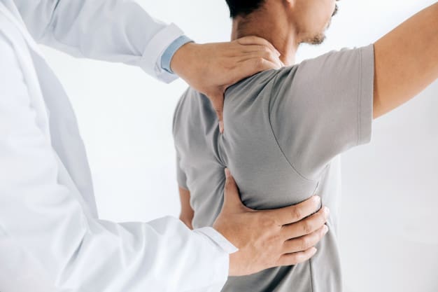أهمية العلاج الطبيعي (التأهيل)